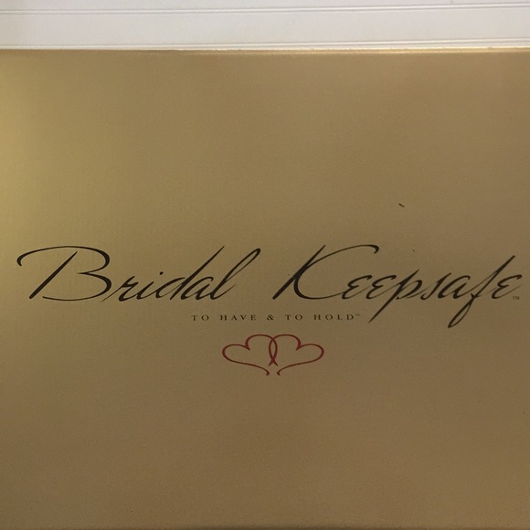 Handmade Vintage wedding dress- circa 1978 - Picture 4 of 8